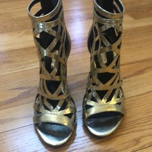 Guess gold cage heels, size 6.5